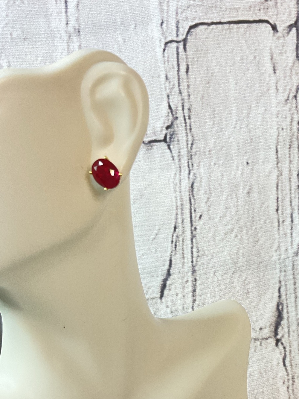🌟 Ruby Red Oval Stud Earrings in 18K Gold Plated - Picture 5 of 8